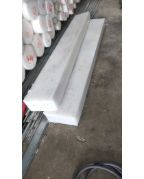 Tấm, thanh nhựa PE dày 60mm bán tại Bình dương.